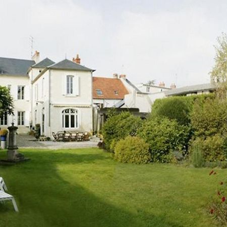 Amphore Du Berry Saint-Amand-Mont-Rond Buitenkant foto