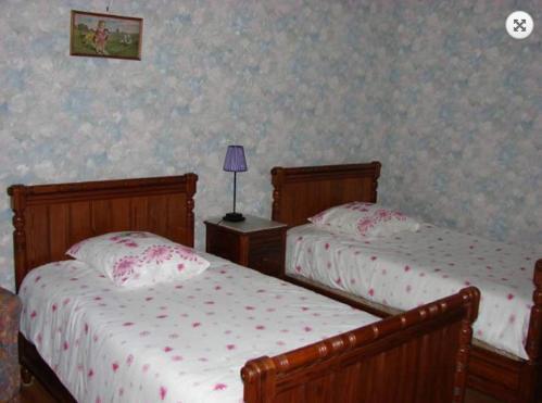 Amphore Du Berry Saint-Amand-Mont-Rond Kamer foto